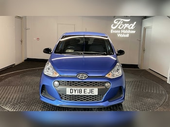 Used Hyundai i10 2018 for sale - 76205245: Photo 2