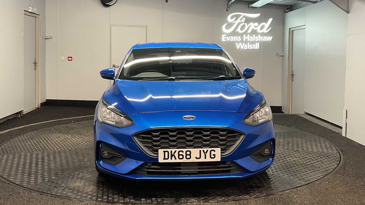 Used Ford Focus 2018 for sale - 76501925: Photo 2