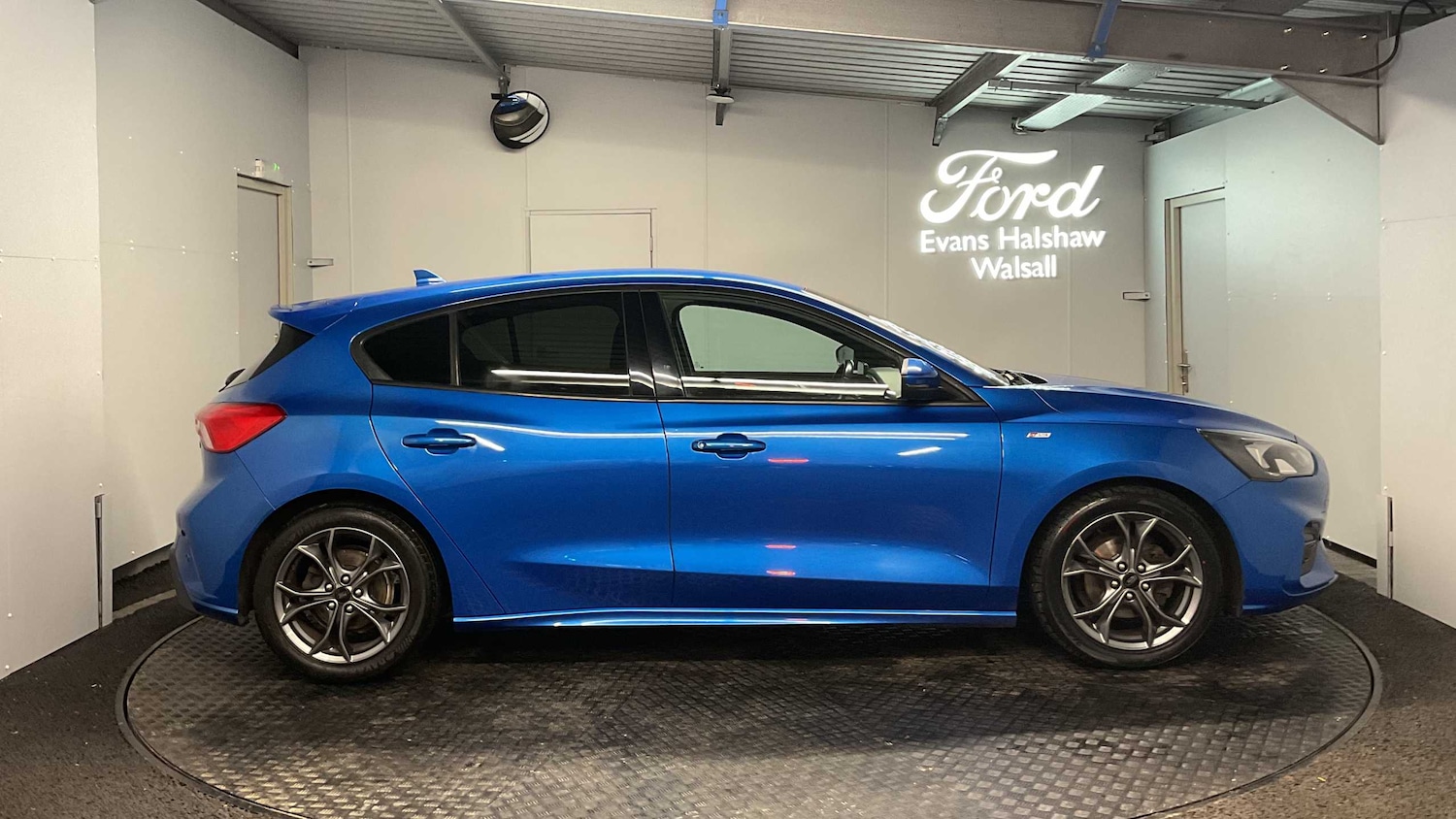 Used Ford Focus 2018 for sale - 76501925: Photo 8