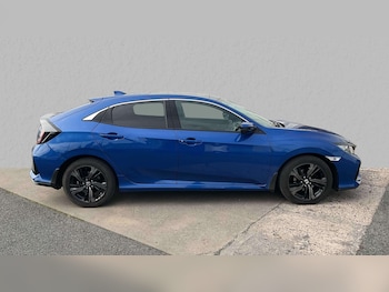 Used Honda Civic 2019 for sale - 76113547: Photo