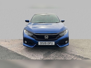 Used Honda Civic 2019 for sale - 76113547: Photo