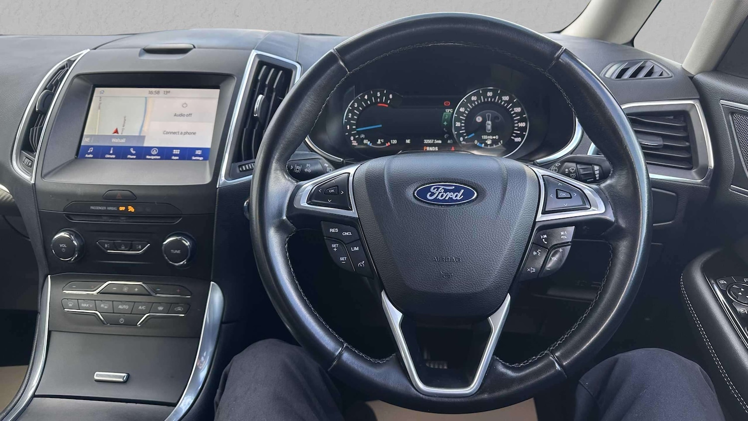 Used Ford Galaxy 2022 for sale - 75841084: Photo 17