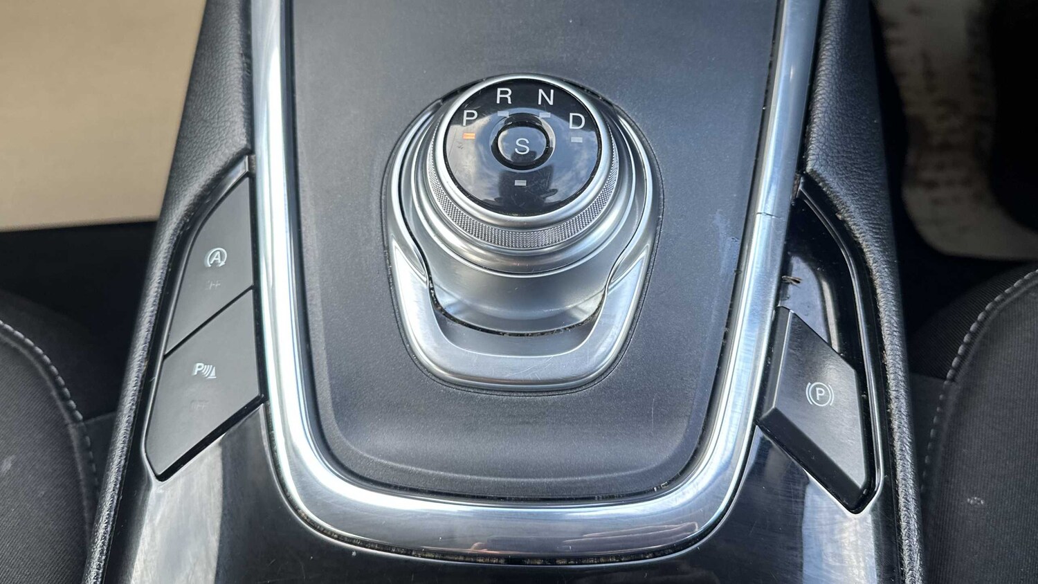 Used Ford Galaxy 2022 for sale - 75841084: Photo 25