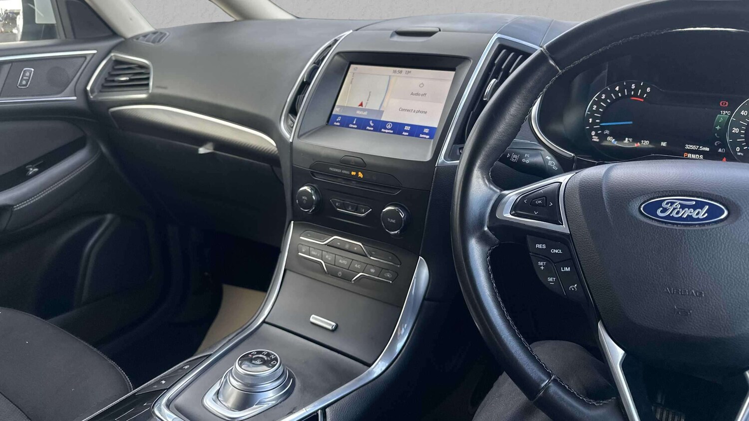 Used Ford Galaxy 2022 for sale - 75841084: Photo 26