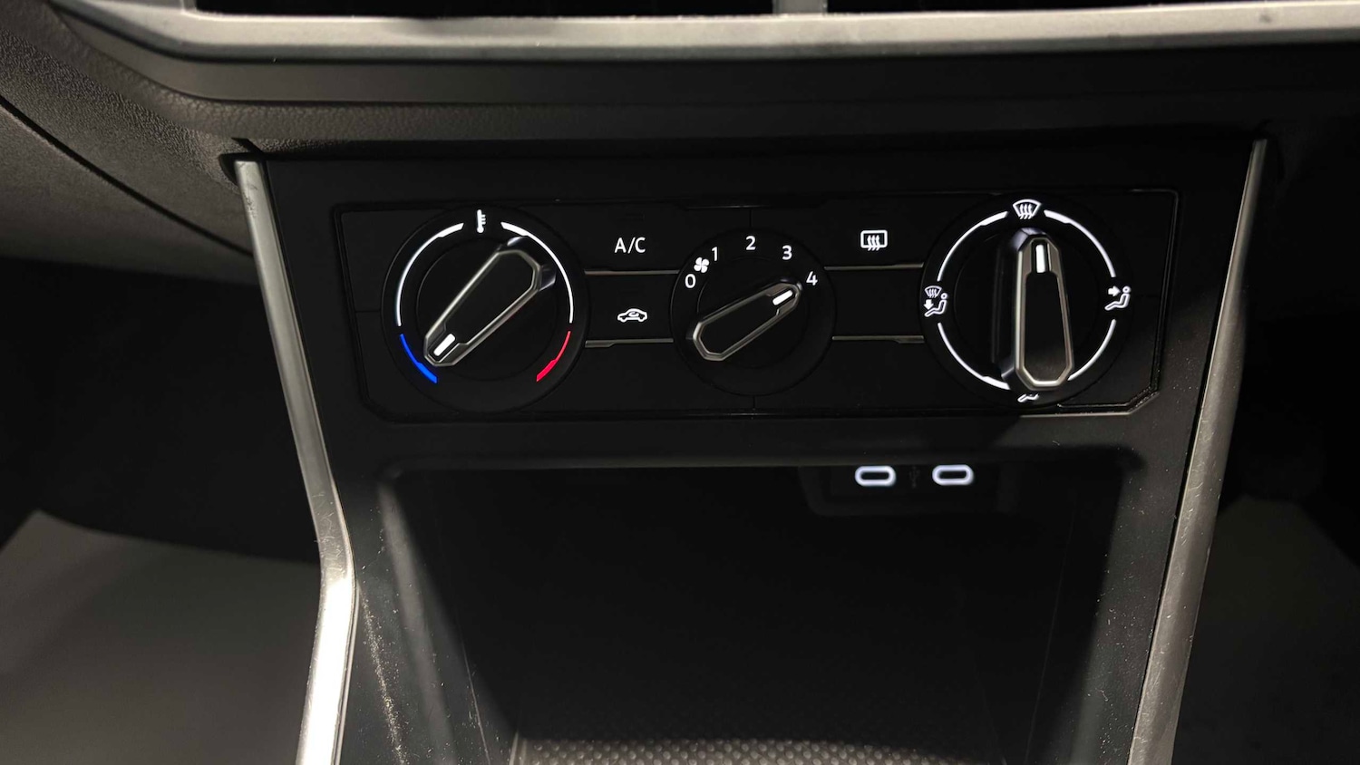 Used Volkswagen Polo 2022 for sale - 77032125: Photo 20