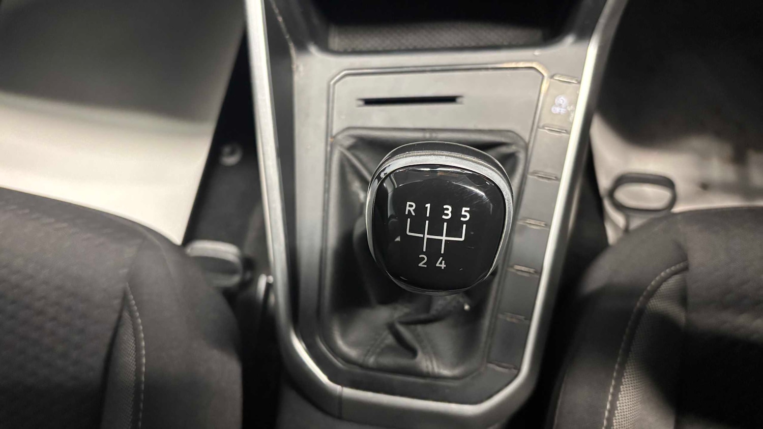 Used Volkswagen Polo 2022 for sale - 77032125: Photo 21