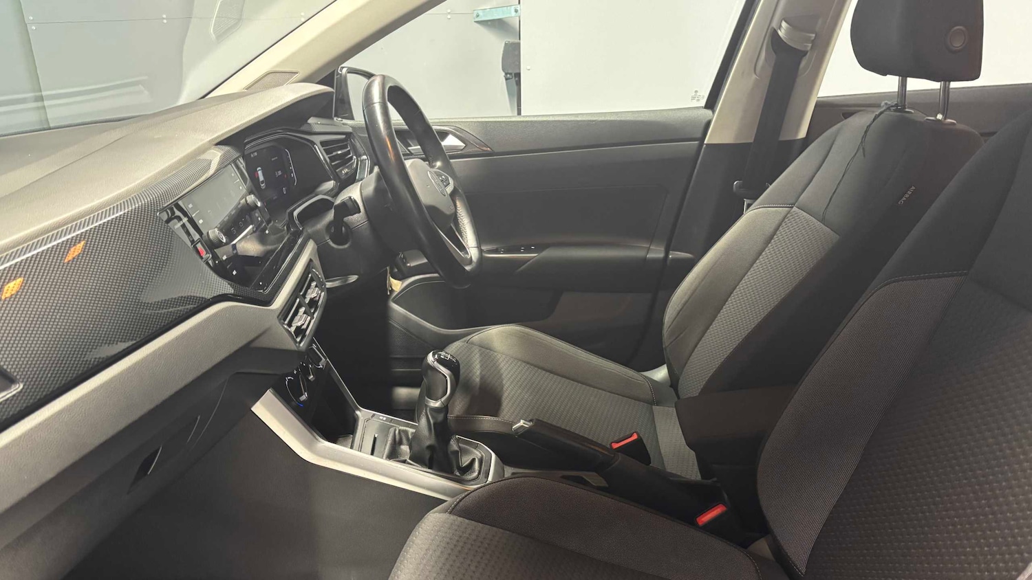 Used Volkswagen Polo 2022 for sale - 77032125: Photo 29