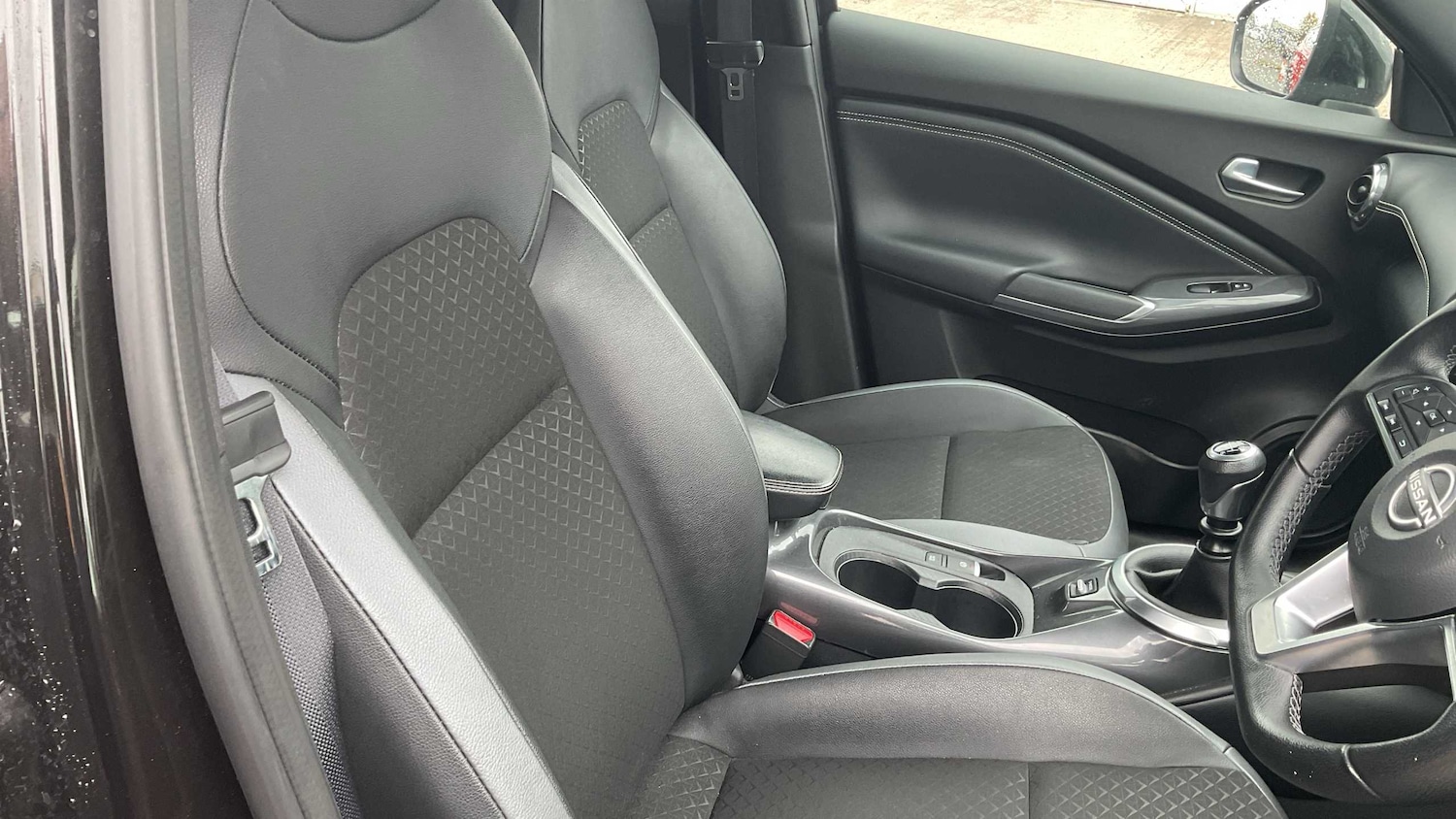 Used Nissan Juke 2024 for sale - 76298372: Photo 4