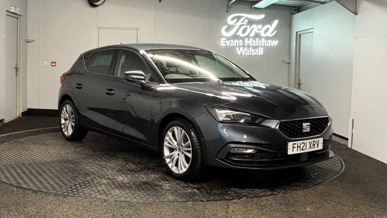 Used SEAT Leon 2021 for sale - 76286288: Photo 1