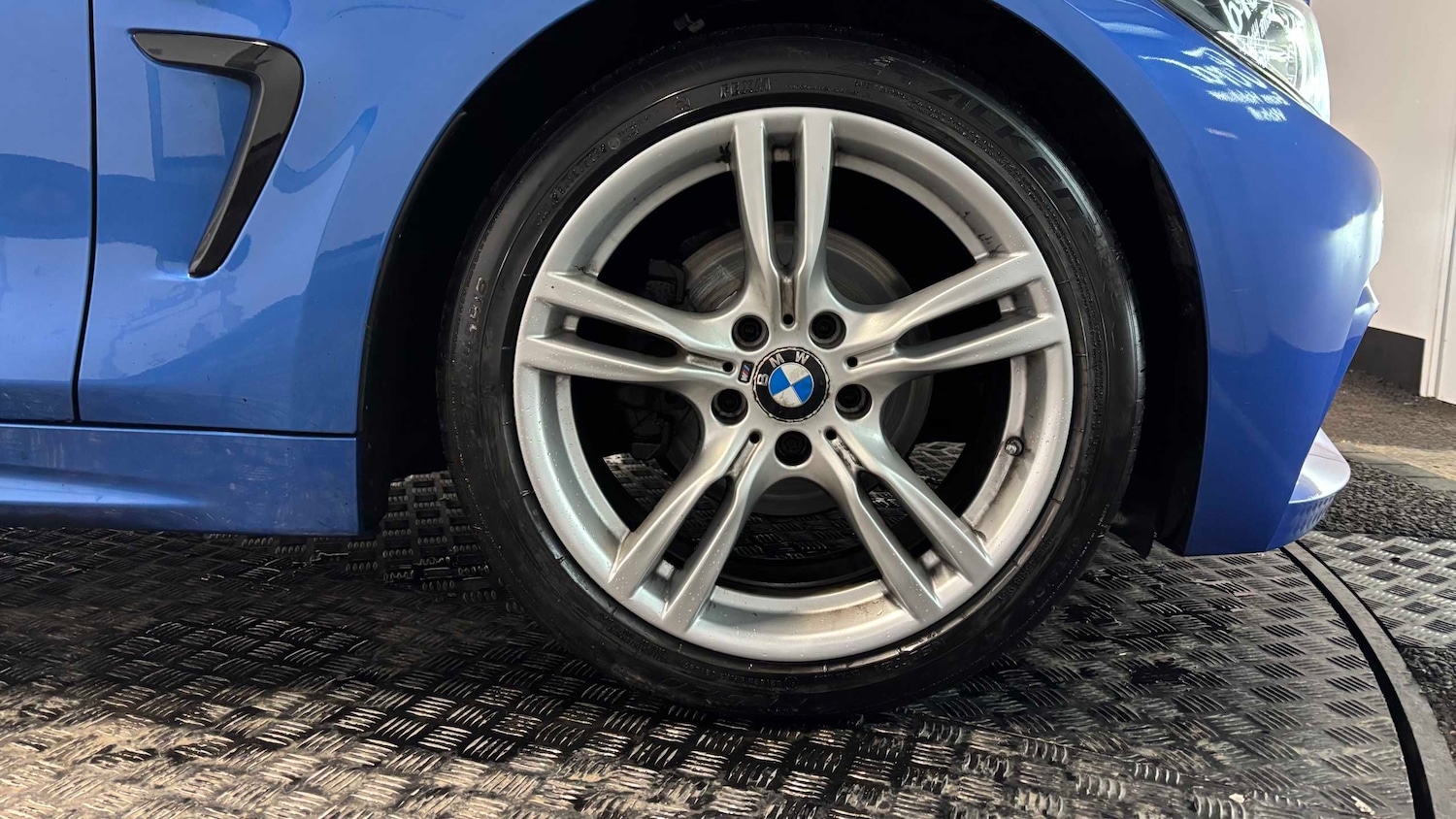 Used BMW 4 Series 2018 for sale - 77270066: Photo 10