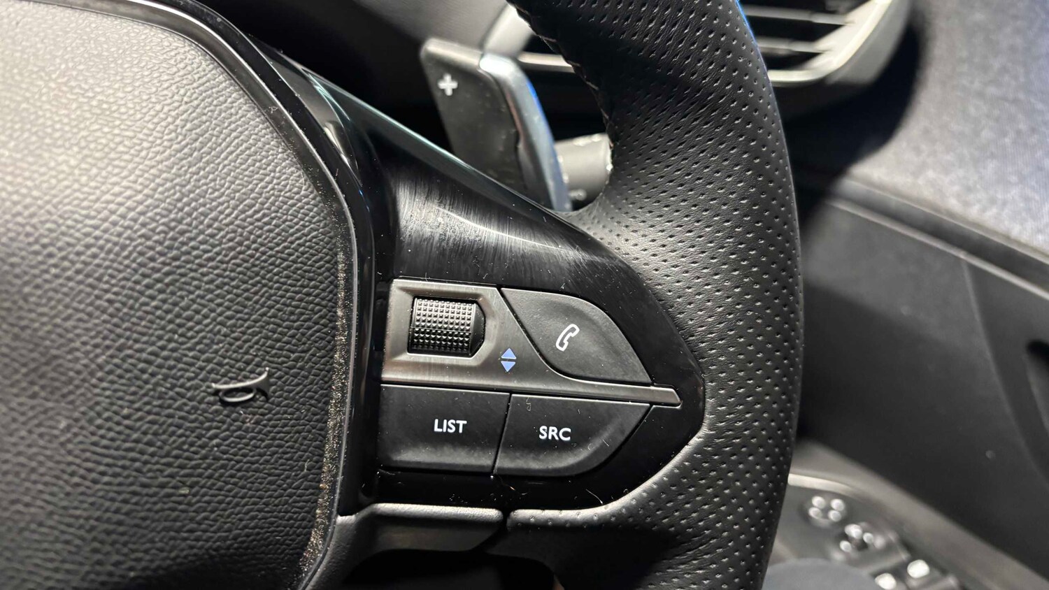 Used Peugeot 3008 2020 for sale - 77270156: Photo 17