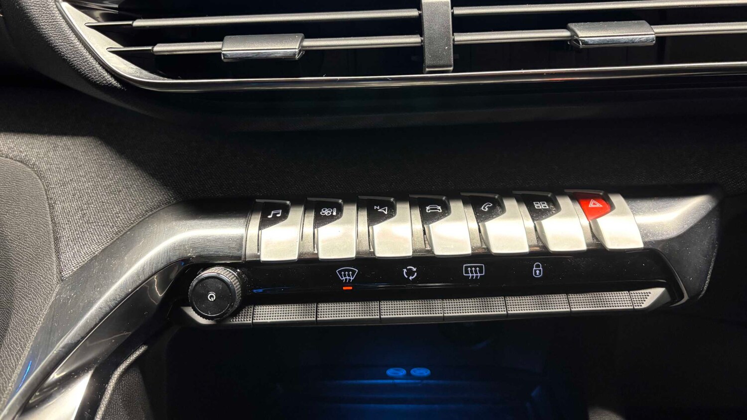 Used Peugeot 3008 2020 for sale - 77270156: Photo 20