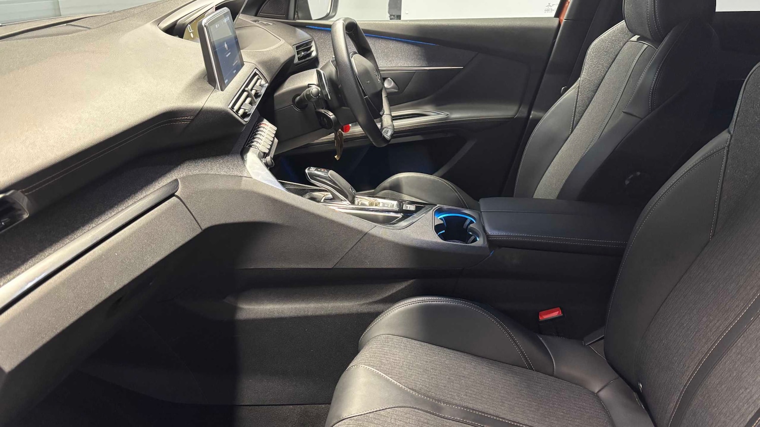 Used Peugeot 3008 2020 for sale - 77270156: Photo 27