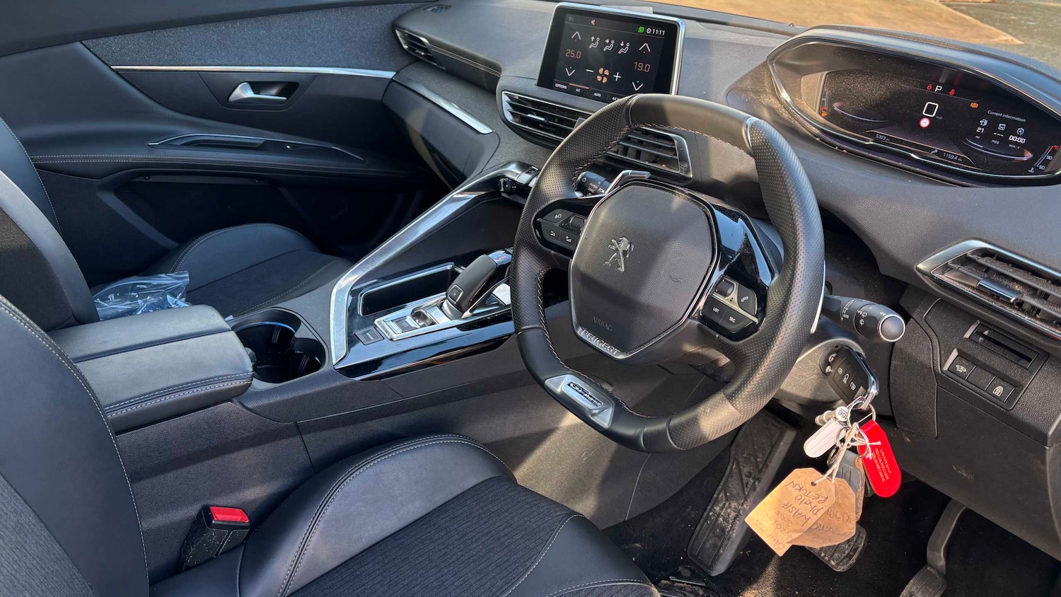 Used Peugeot 3008 2020 for sale - 77270156: Photo 6