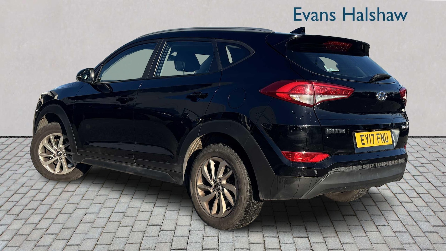 Used Hyundai TUCSON 2017 for sale - 76789165: Photo 2