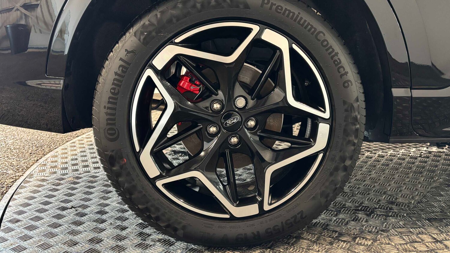 Used Ford Kuga 2025 for sale - 77740814: Photo 27