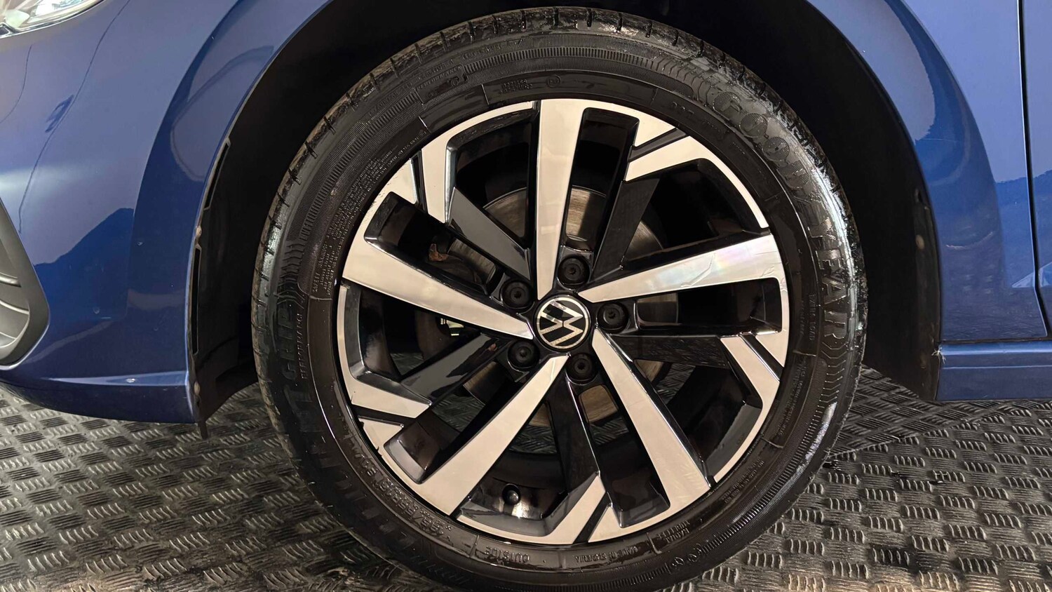 Used Volkswagen Polo 2024 for sale - 77577387: Photo 11