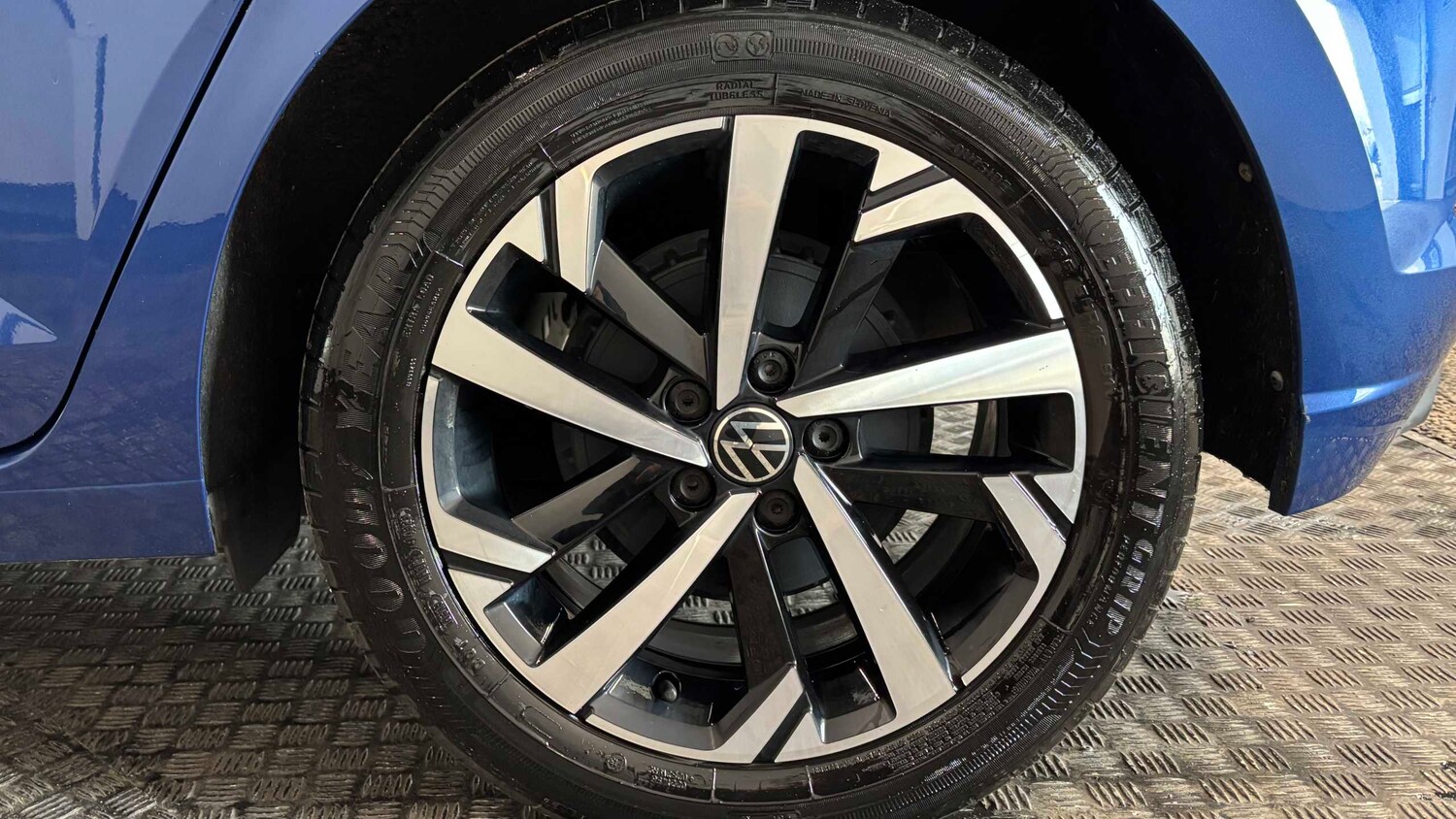 Used Volkswagen Polo 2024 for sale - 77577387: Photo 12