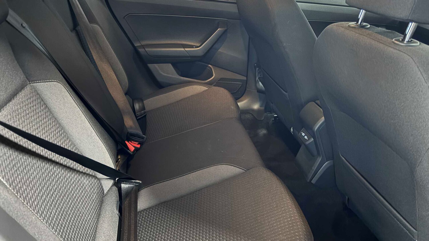 Used Volkswagen Polo 2024 for sale - 77577387: Photo 22