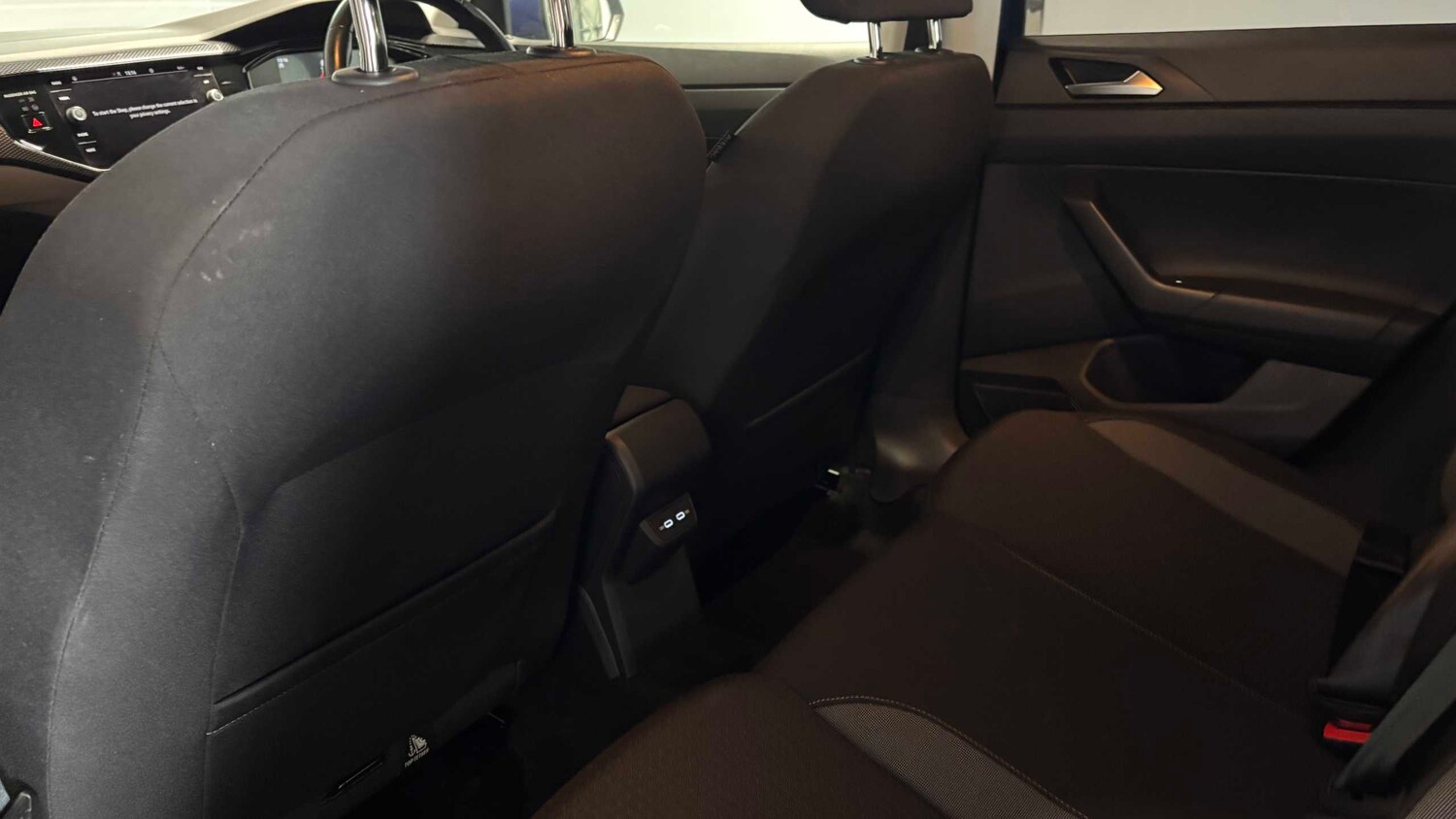 Used Volkswagen Polo 2024 for sale - 77577387: Photo 24