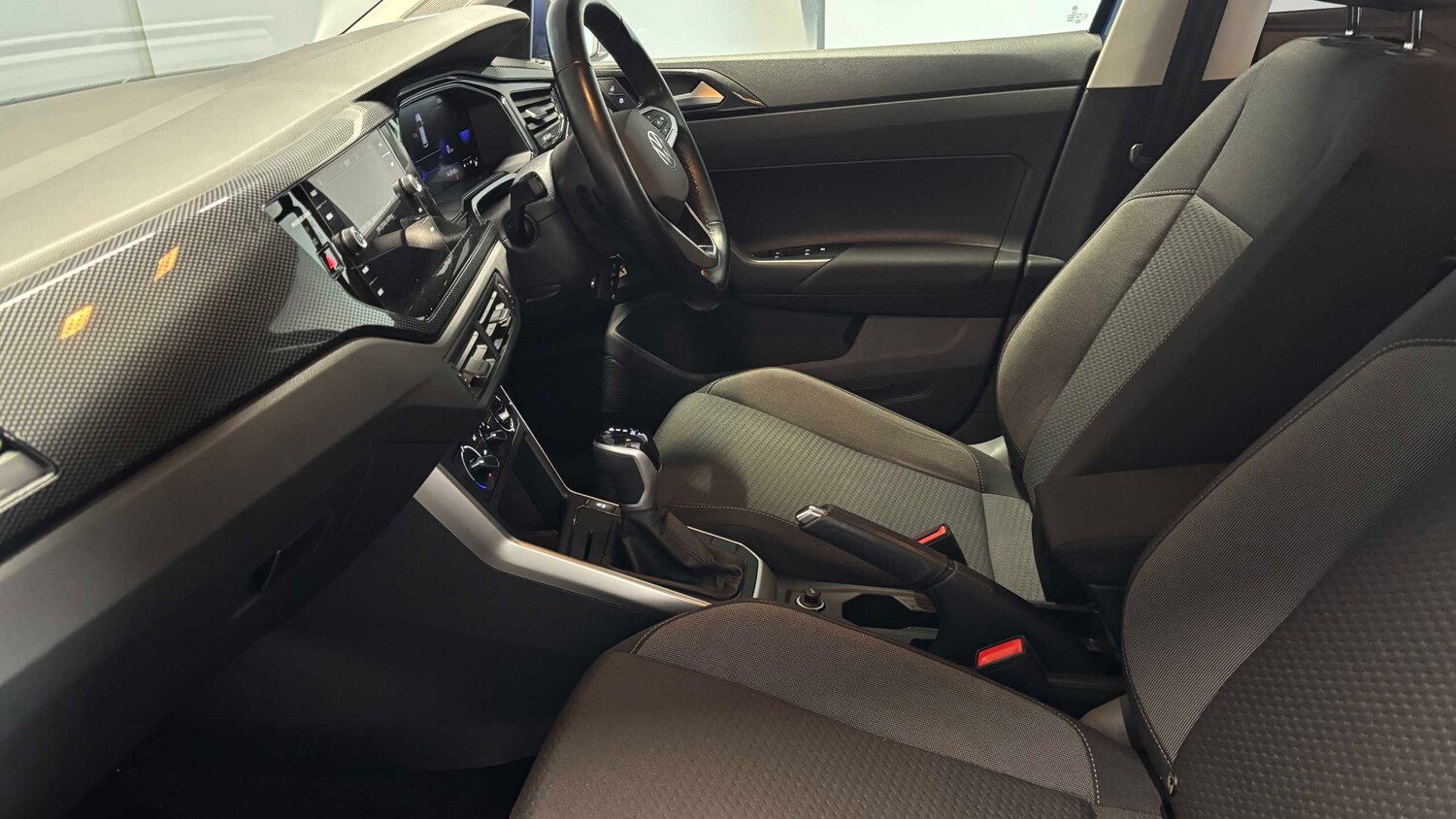 Used Volkswagen Polo 2024 for sale - 77577387: Photo 27