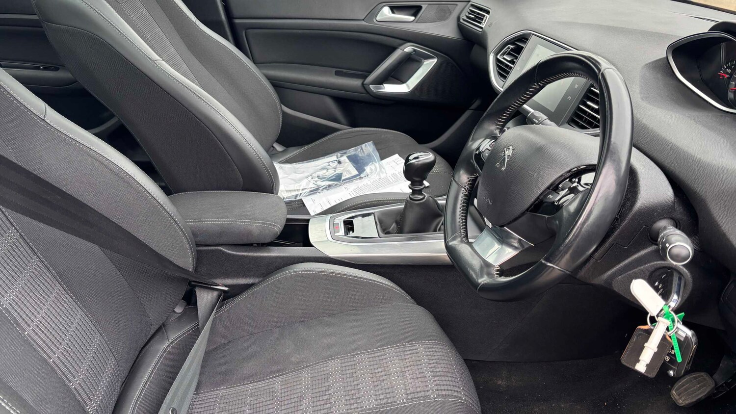 Used Peugeot 308 2020 for sale - 77601341: Photo 7