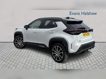 Used Toyota Yaris Cross 2024 for sale - 77772314: Photo