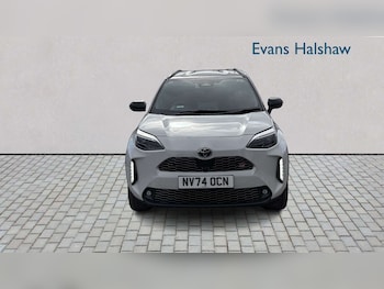 Used Toyota Yaris Cross 2024 for sale - 77772314: Photo