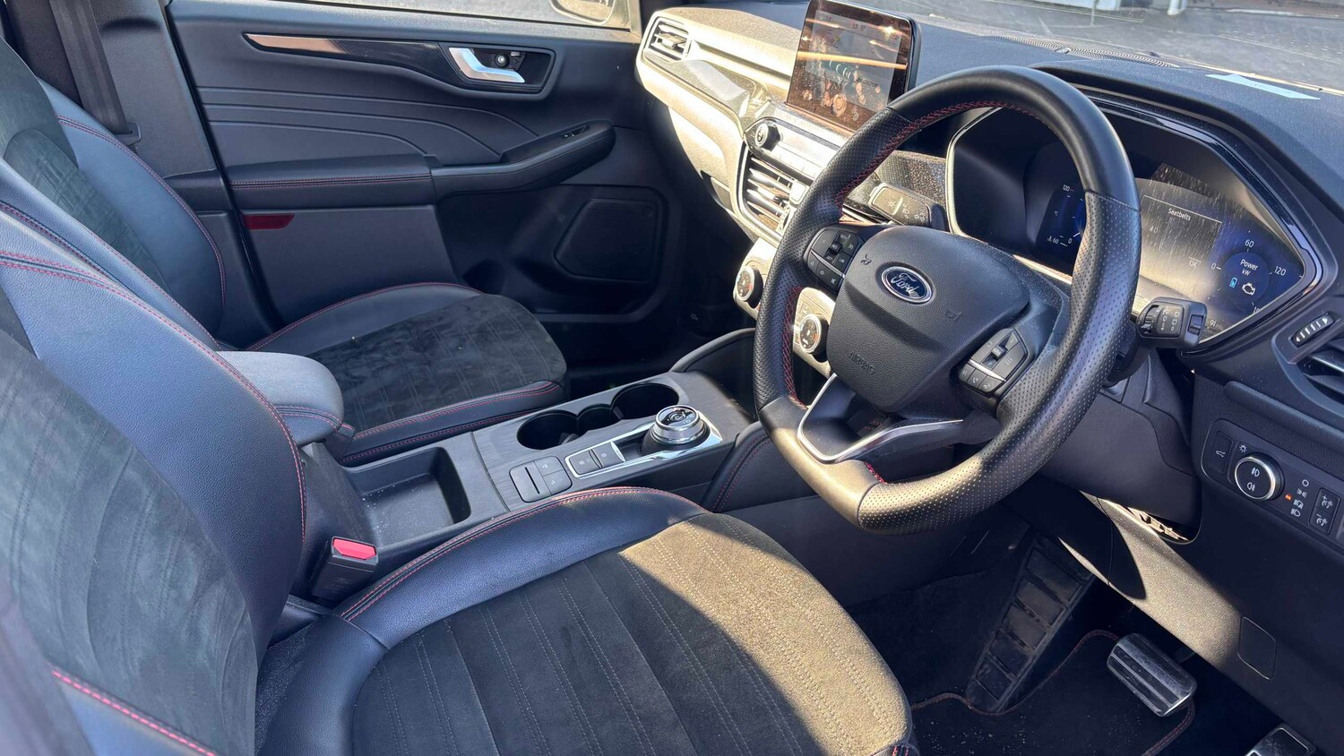 Used Ford Kuga 2023 for sale - 77928343: Photo 6