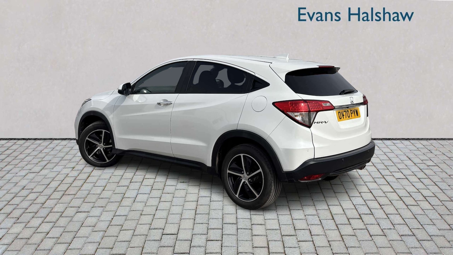 Used Honda HR-V for sale - 77972907: Photo 2