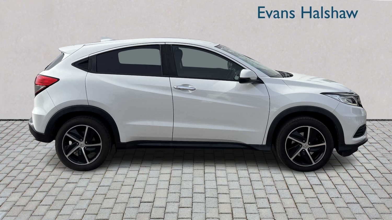 Used Honda HR-V for sale - 77972907: Photo 3