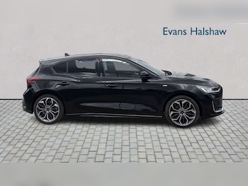 Used Ford Focus 2023 for sale - 78591690: Photo