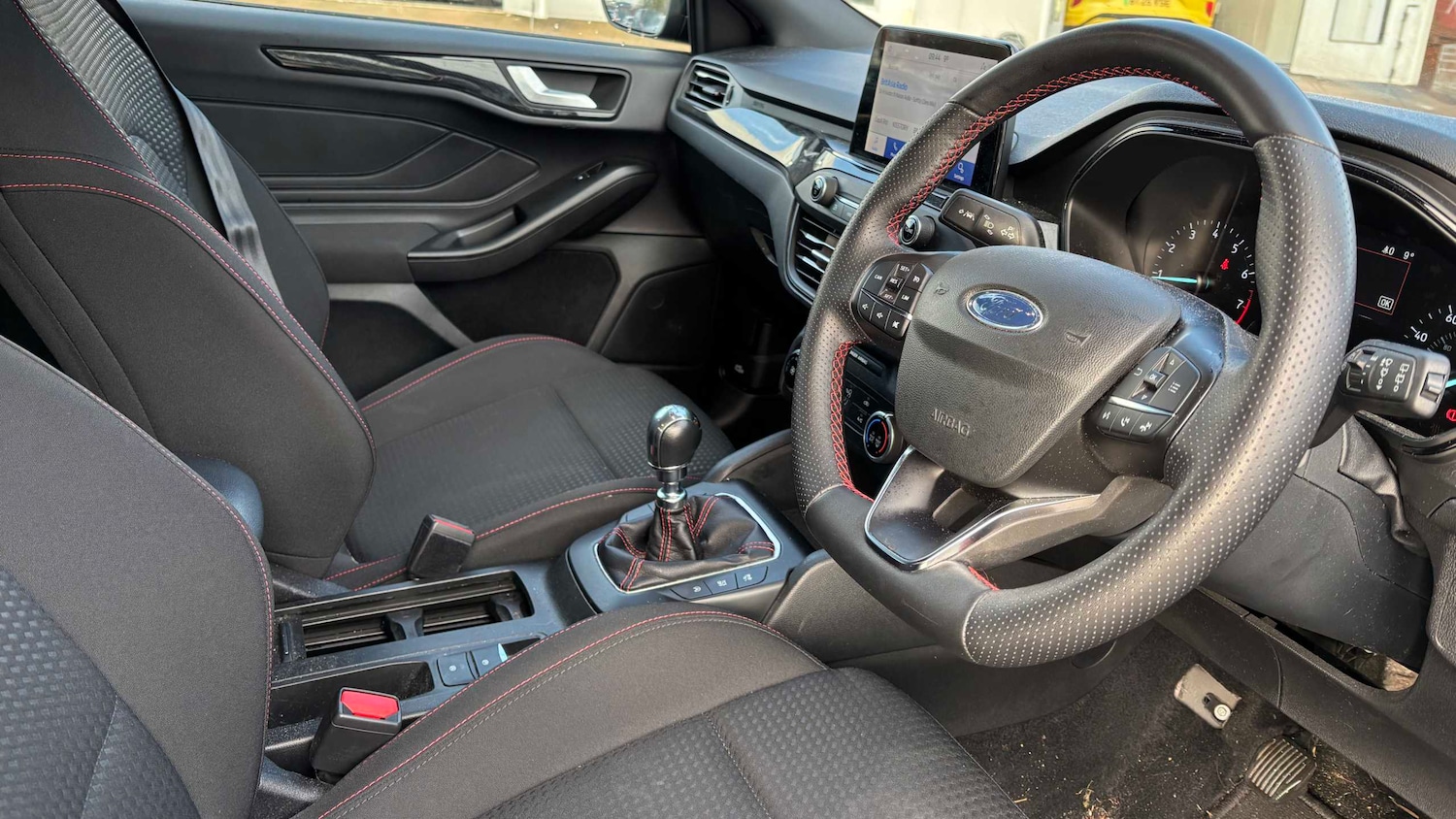 Used Ford Focus 2021 for sale - 76875662: Photo 6