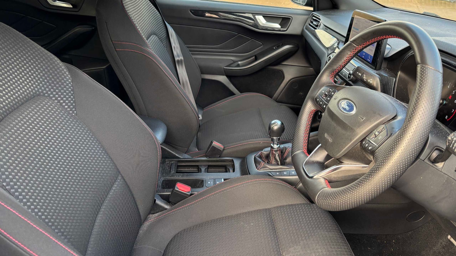 Used Ford Focus 2021 for sale - 76875662: Photo 7