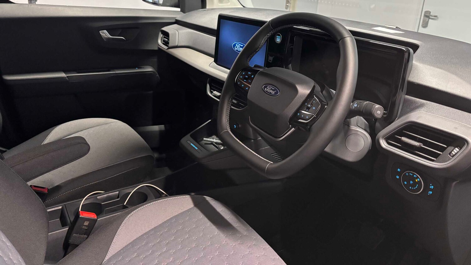 Used Ford Tourneo Courier 2025 for sale - 78173612: Photo 13