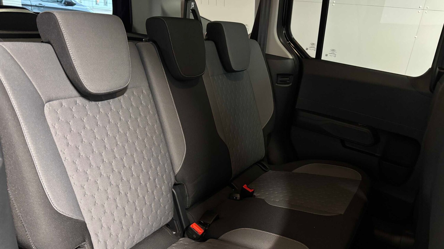 Used Ford Tourneo Courier 2025 for sale - 78173612: Photo 21