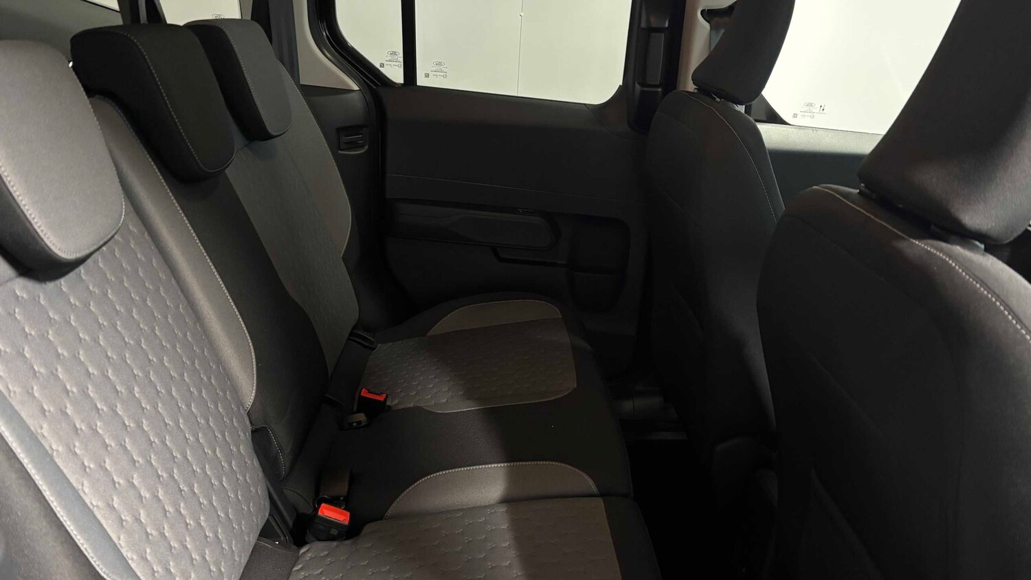 Used Ford Tourneo Courier 2025 for sale - 78173612: Photo 22