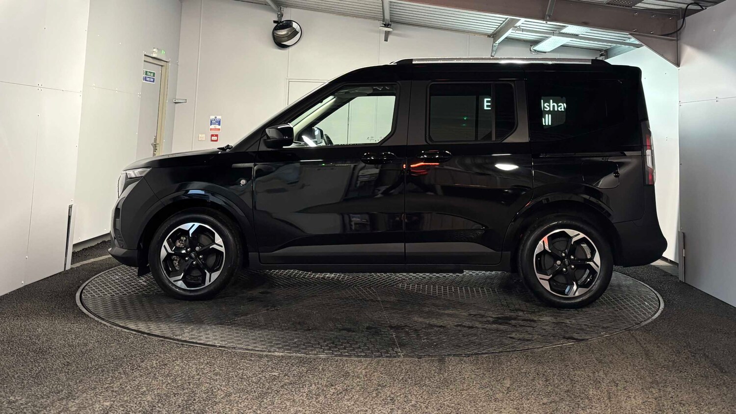 Used Ford Tourneo Courier 2025 for sale - 78173612: Photo 8