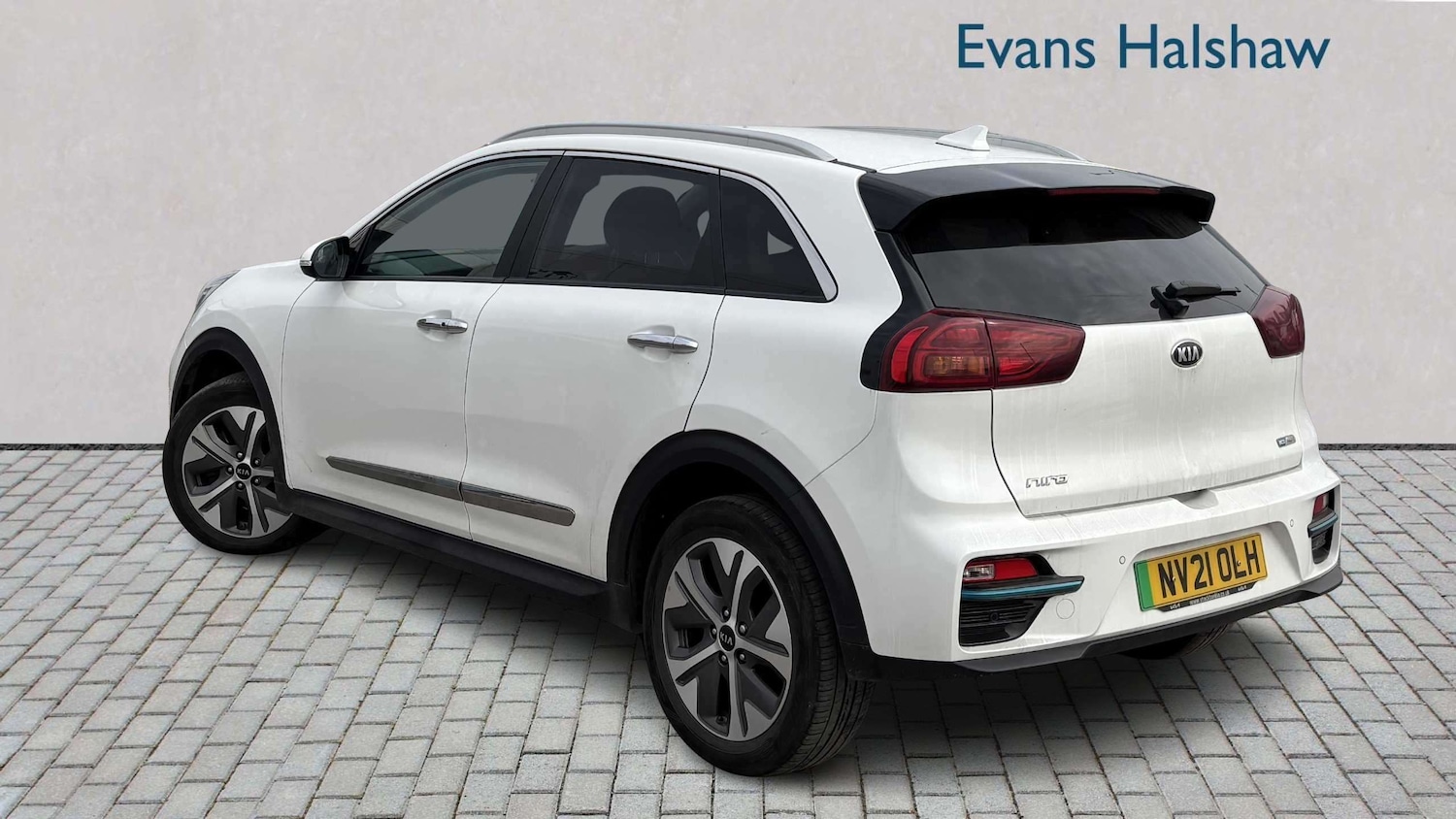 Used Kia Niro 2021 for sale - 77996255: Photo 2