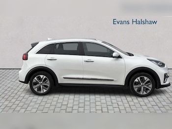 Used Kia Niro 2021 for sale - 77996255: Photo