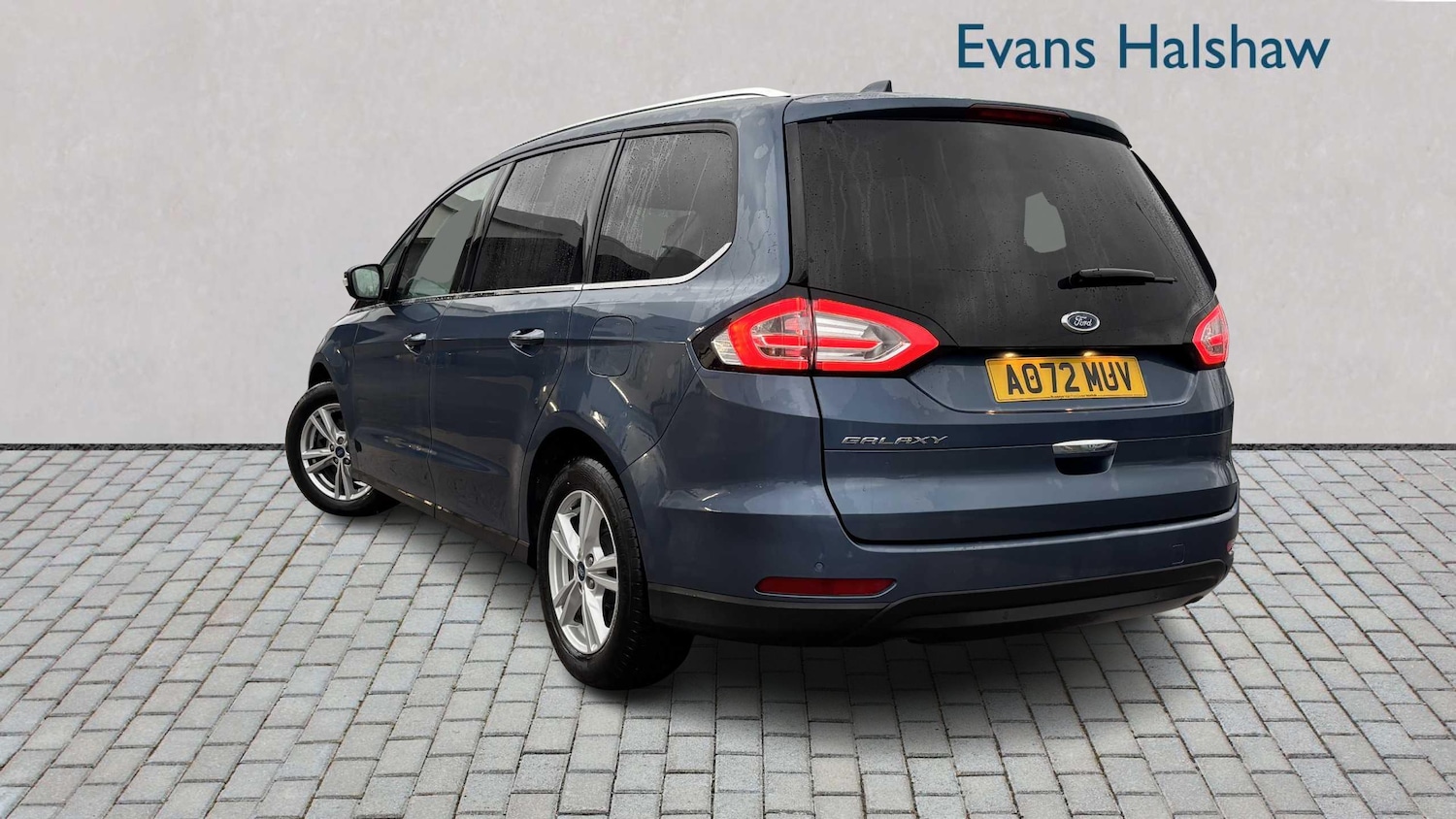 Used Ford Galaxy 2022 for sale - 76564378: Photo 2