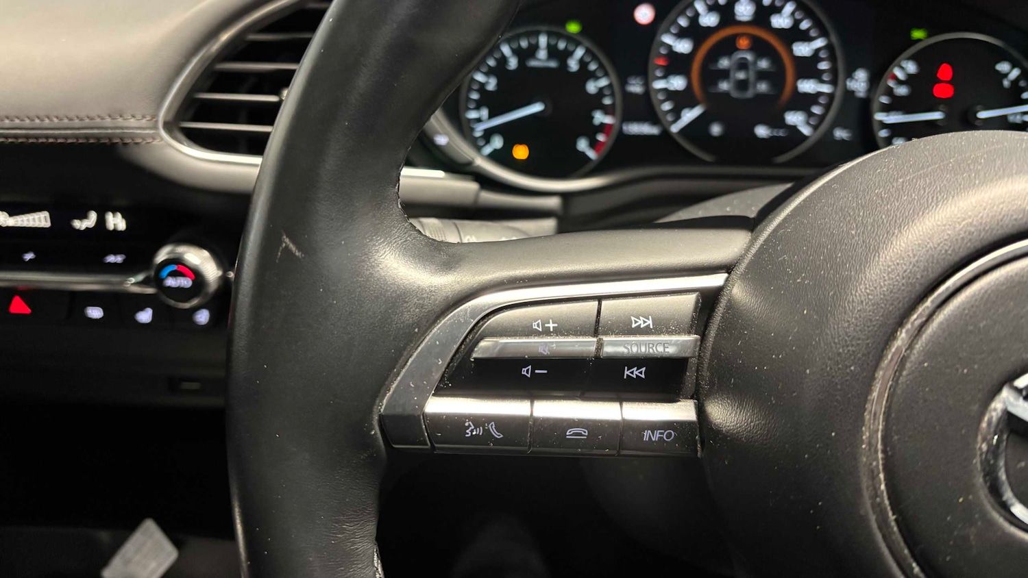 Used Mazda Mazda3 2021 for sale - 78063784: Photo 16