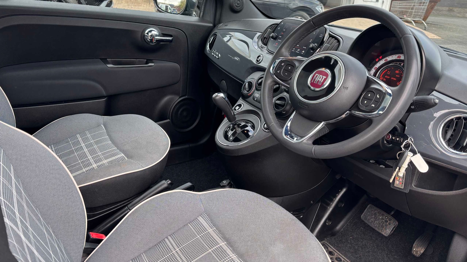 Used Fiat 500 2020 for sale - 76916234: Photo 6