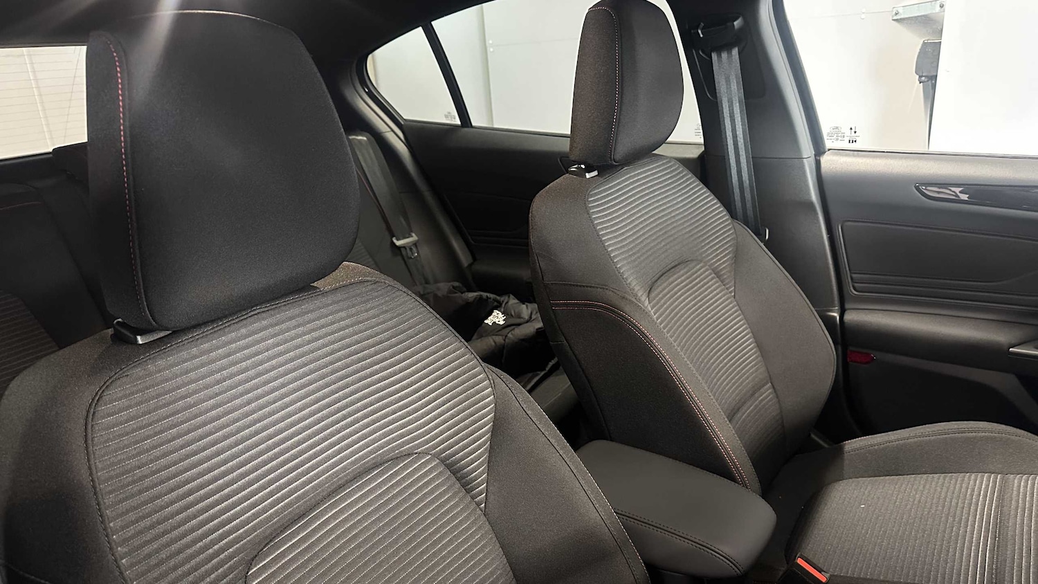 Used Ford Focus 2025 for sale - 76889801: Photo 14