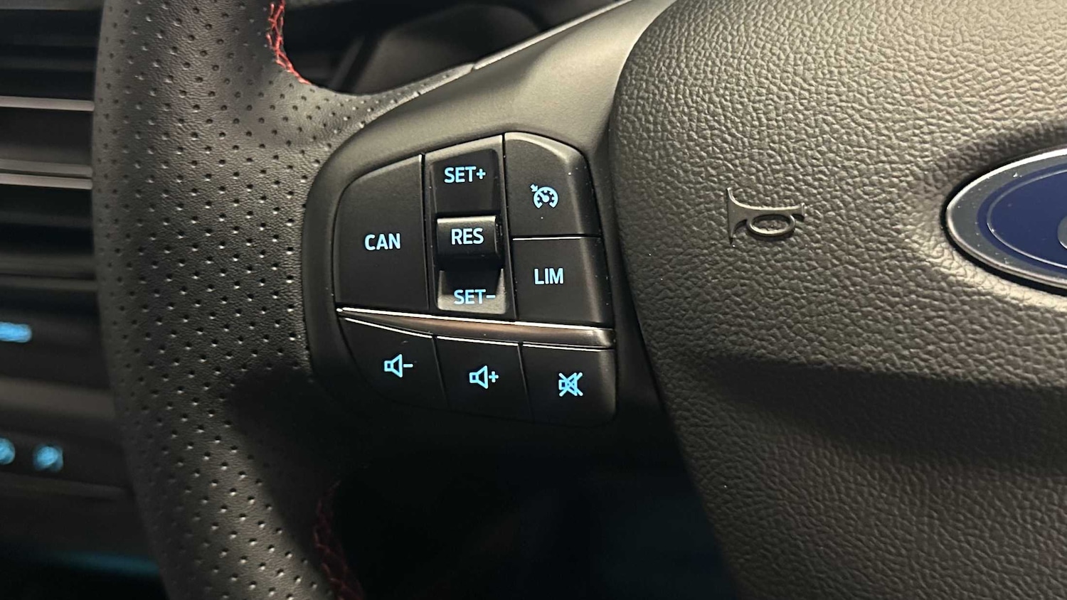 Used Ford Focus 2025 for sale - 76889801: Photo 17