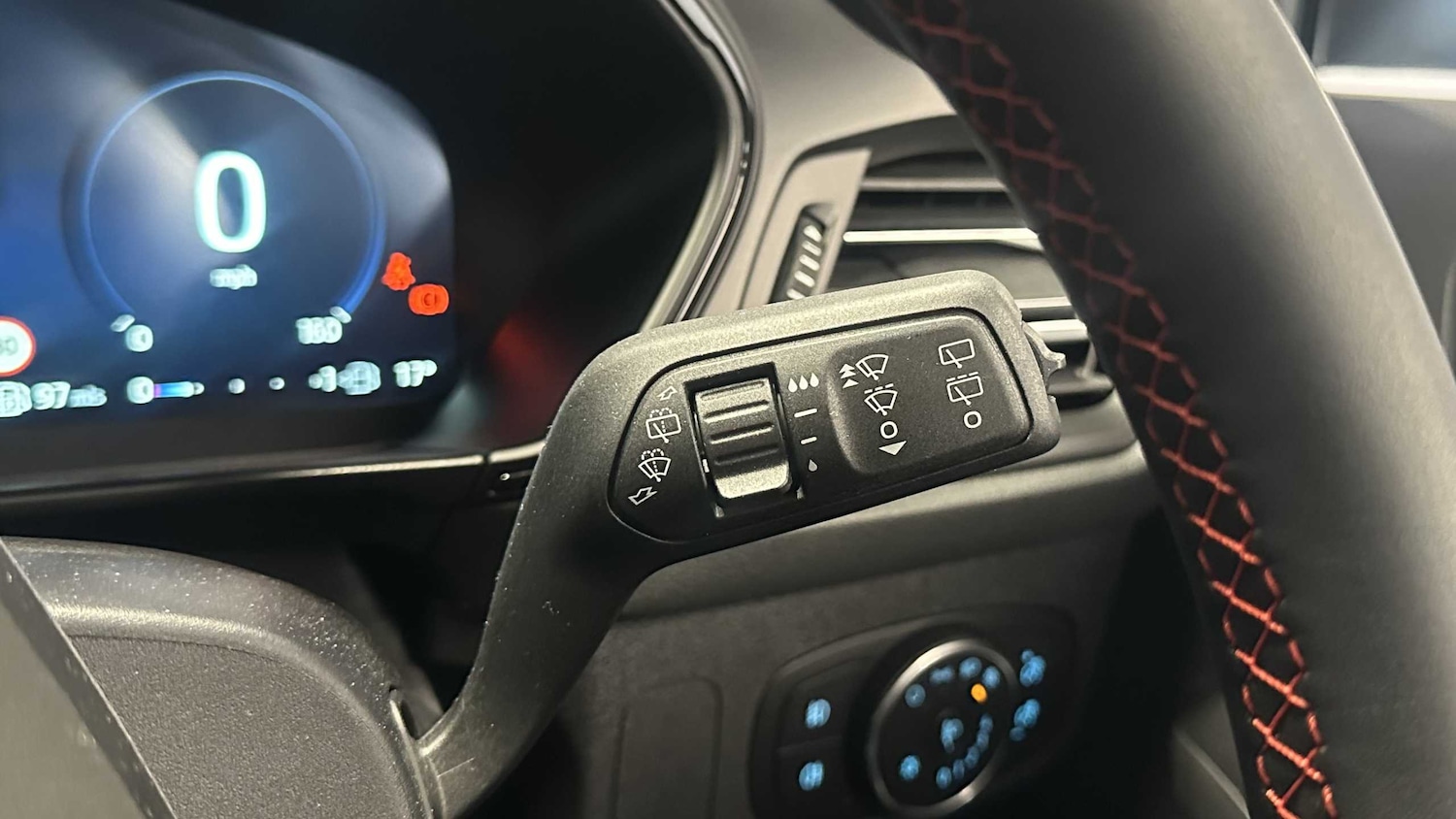 Used Ford Focus 2025 for sale - 76889801: Photo 20