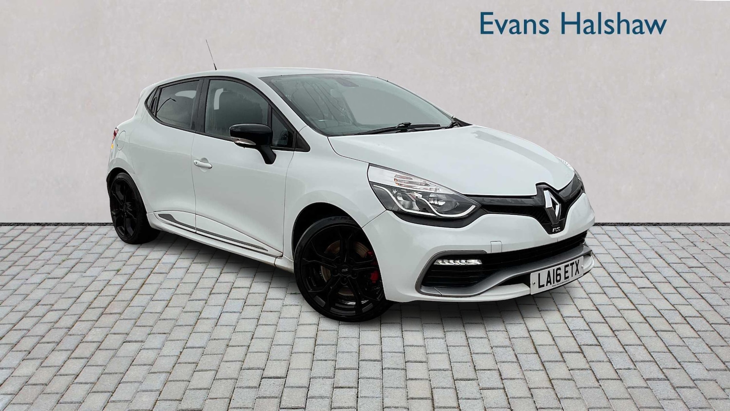 Used Renault Clio 2016 for sale - 76329115: Photo 1
