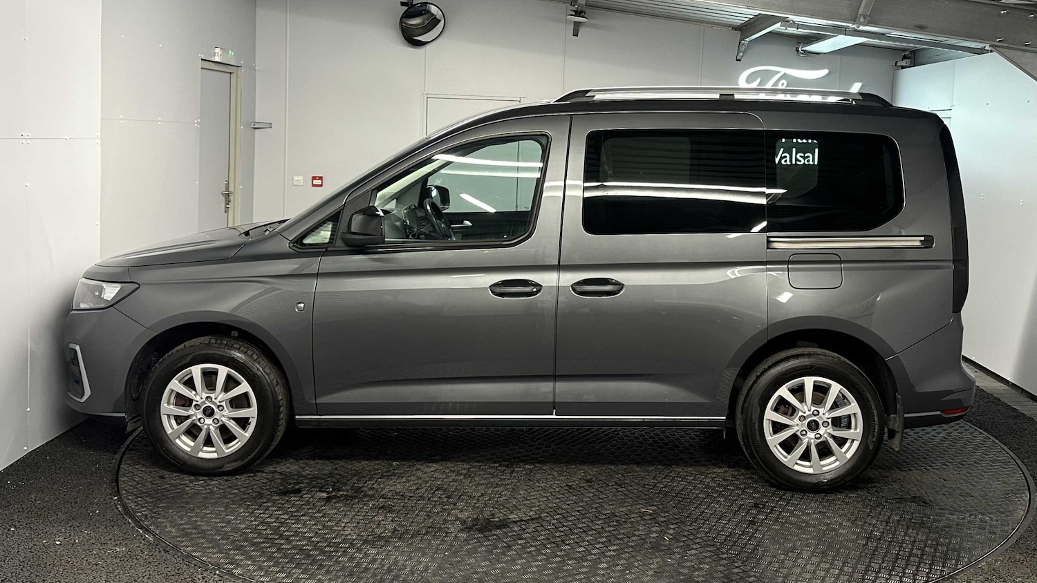 Used Ford Tourneo Connect 2023 for sale - 75841514: Photo 3