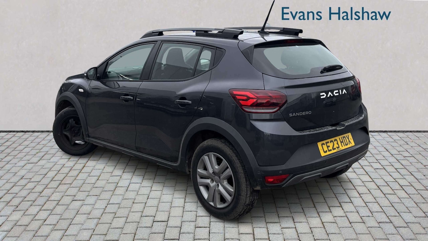 Used Dacia Sandero Stepway 2023 for sale - 77811028: Photo 2