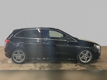 Used Mercedes-Benz B Class 2021 for sale - 76286275: Photo 2